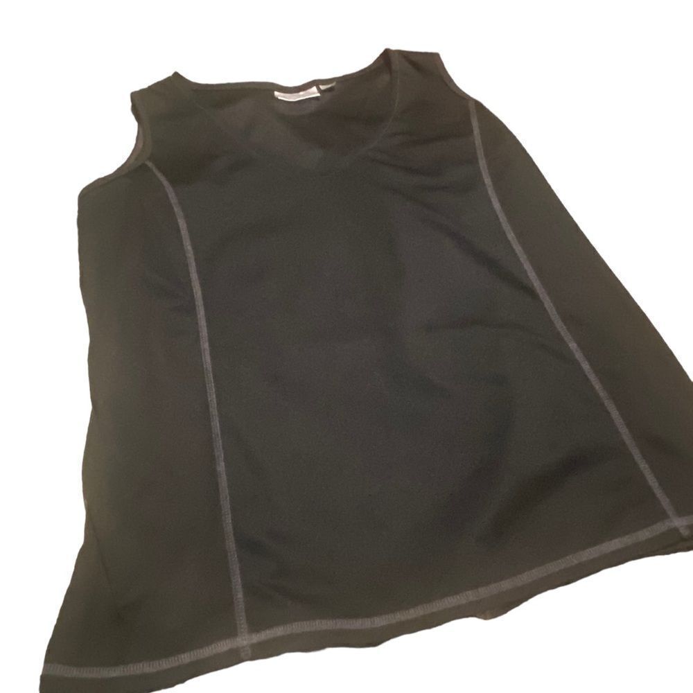 Avenue tank size 18/20 black tank top excellent condition